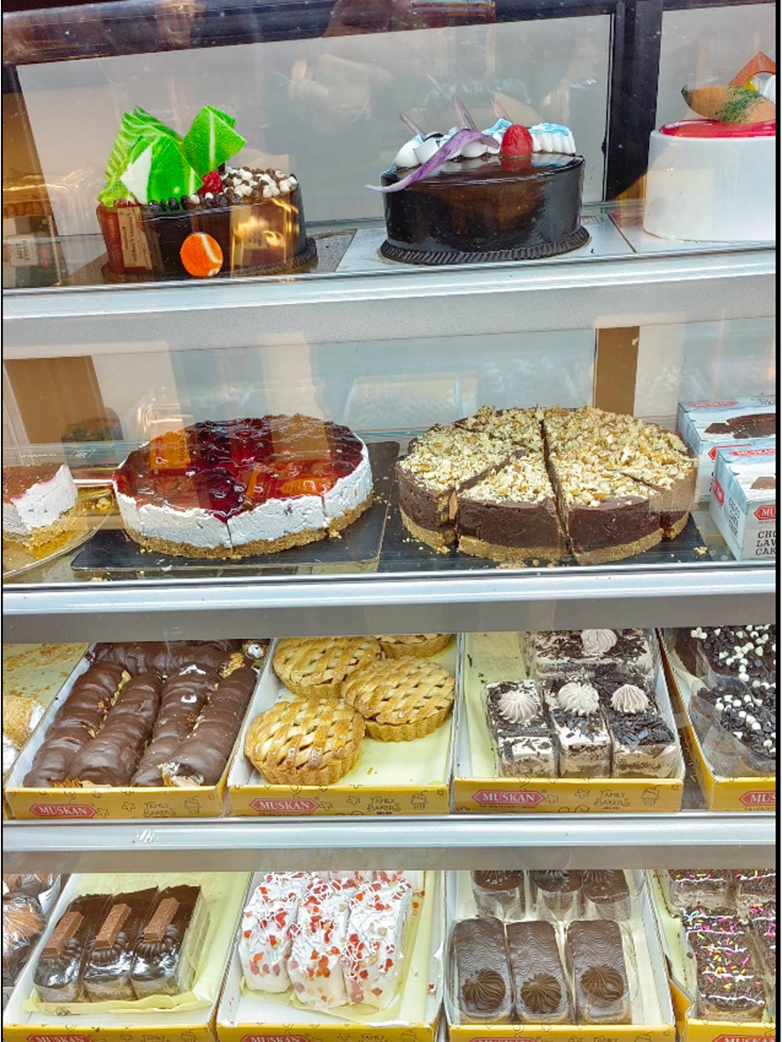 Muskan Bakery - Avantika Extension, Mahagunpuram Image 2